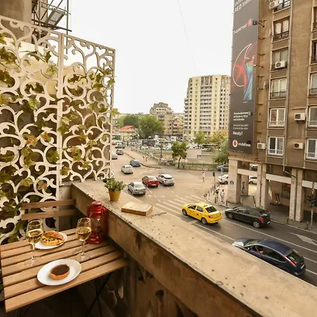 Lägenhet Above The Energy Of Calea Victoriei - Bright 1br In *